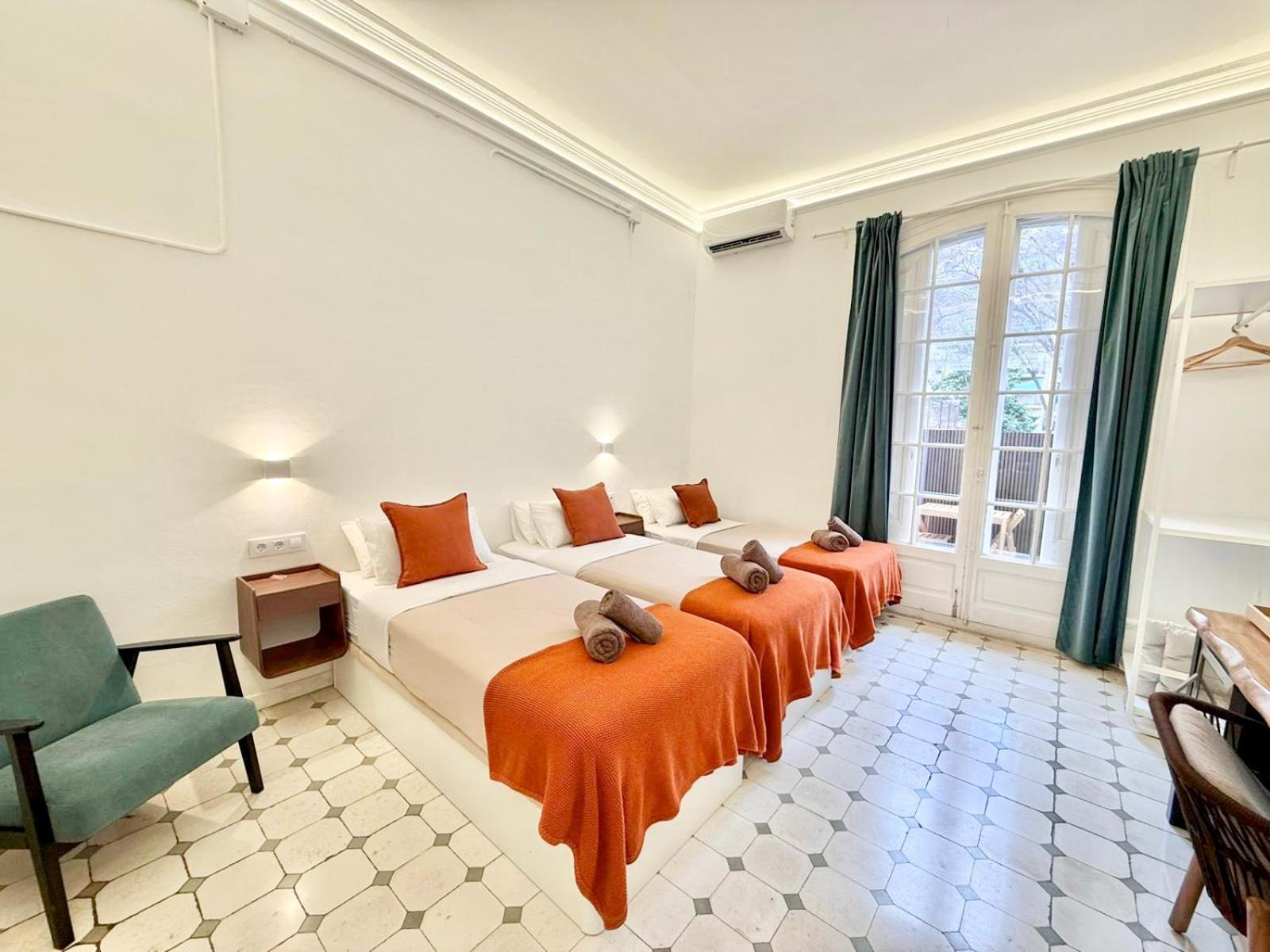 Habitación Triple con terraza